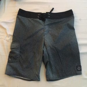KR3W board shorts